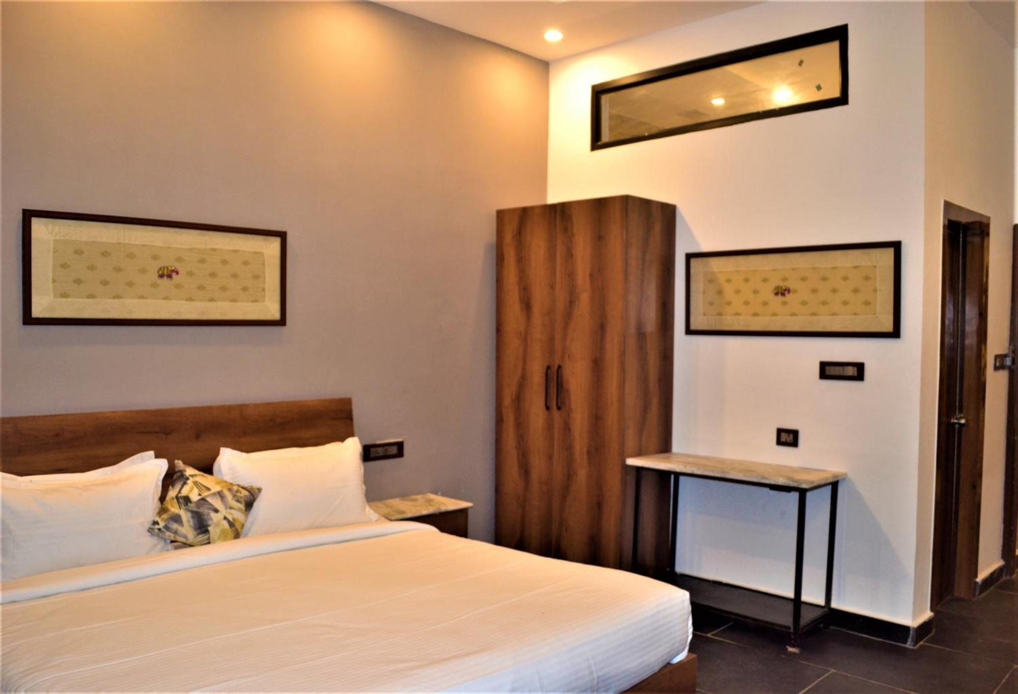 Meeram Ganga, A Heritage Stay By The Ganges At Triveni Ghat Rishīkesh Dış mekan fotoğraf