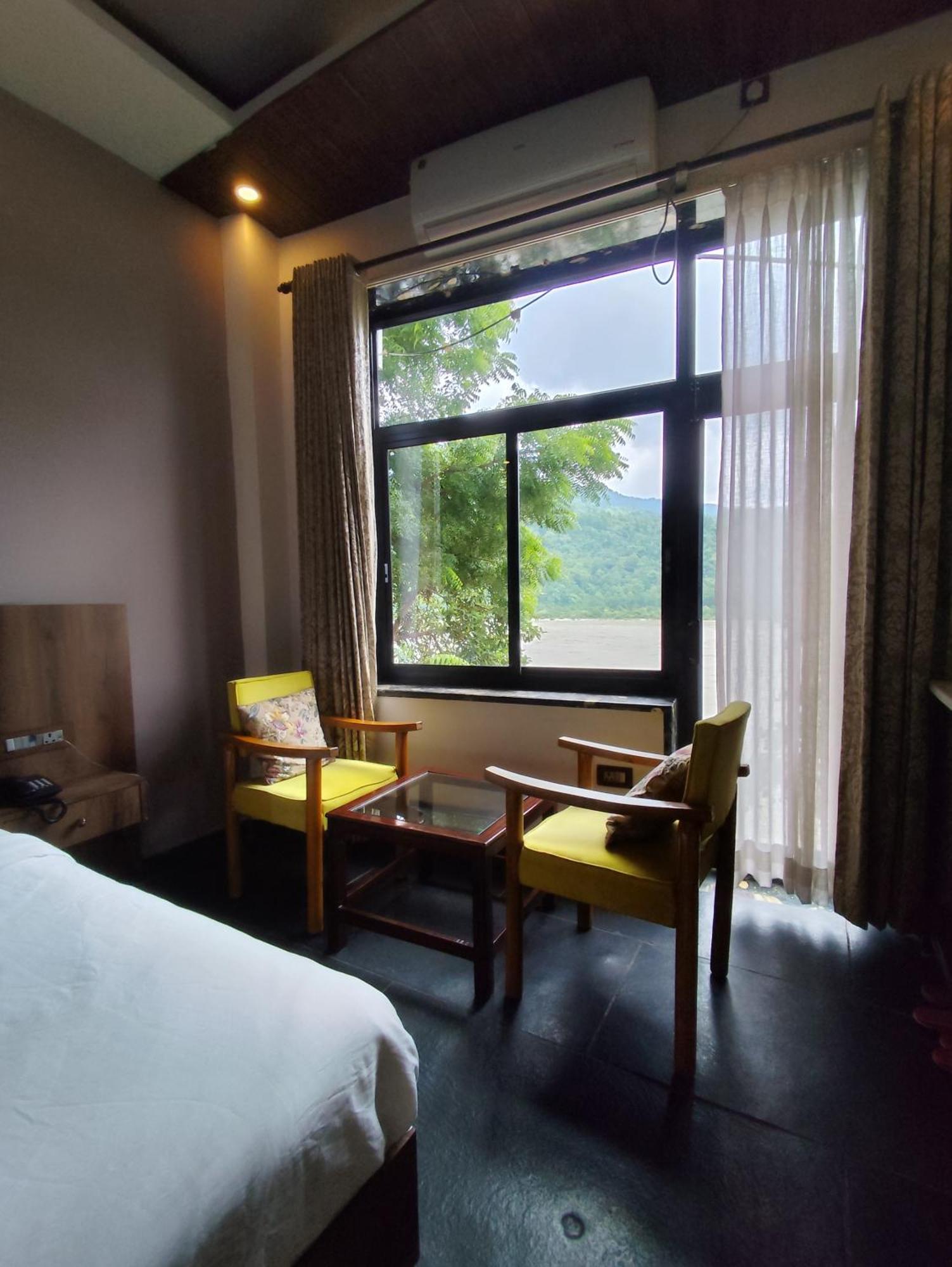 Meeram Ganga, A Heritage Stay By The Ganges At Triveni Ghat Rishīkesh Dış mekan fotoğraf