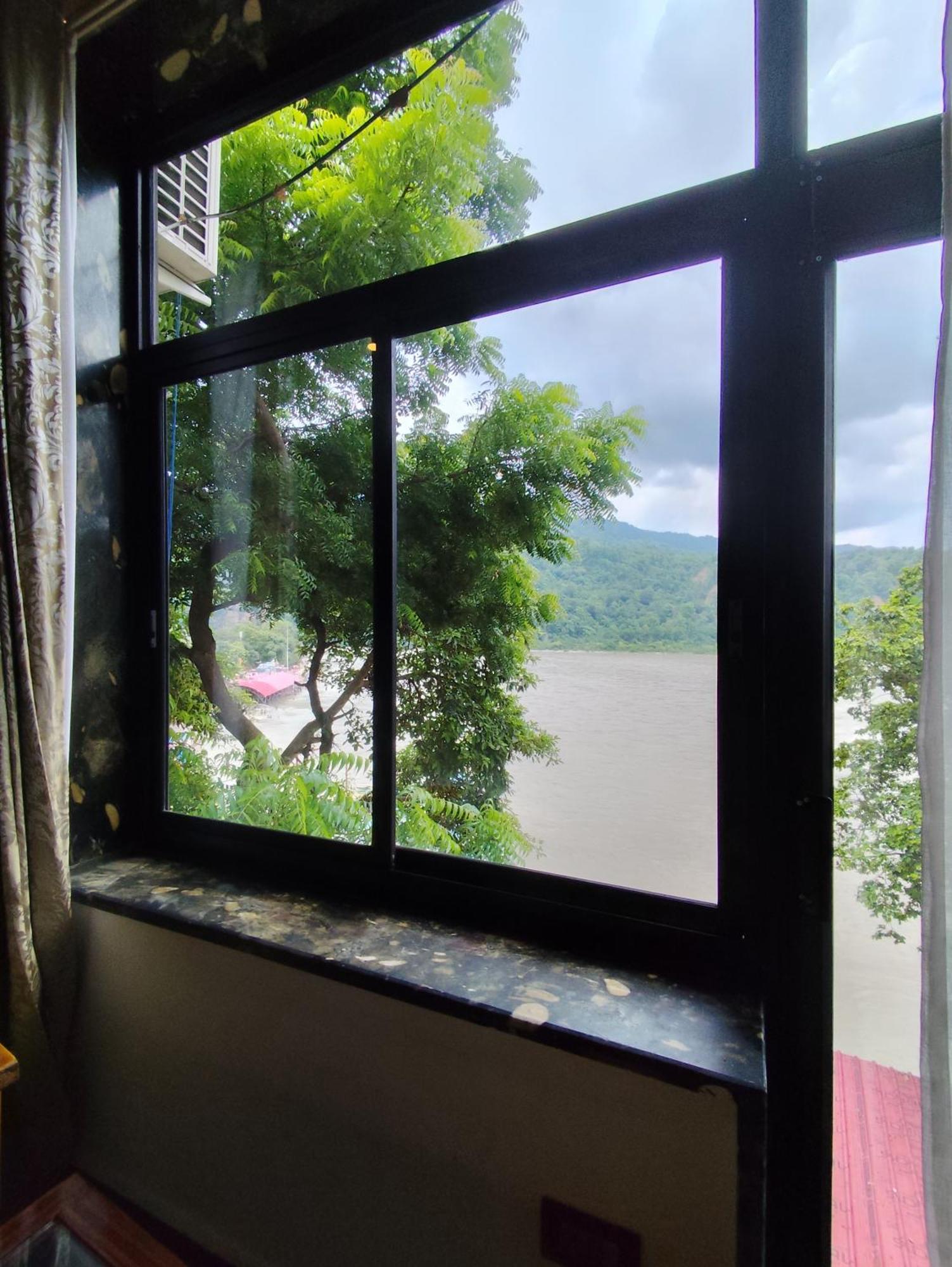 Meeram Ganga, A Heritage Stay By The Ganges At Triveni Ghat Rishīkesh Dış mekan fotoğraf